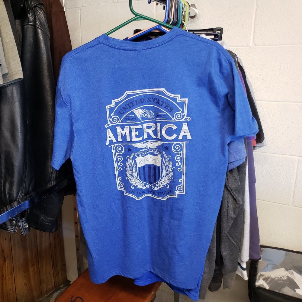 AMERICA Next Level Apparel ~ Short Sleeve Shirt~ Large ~ Blue